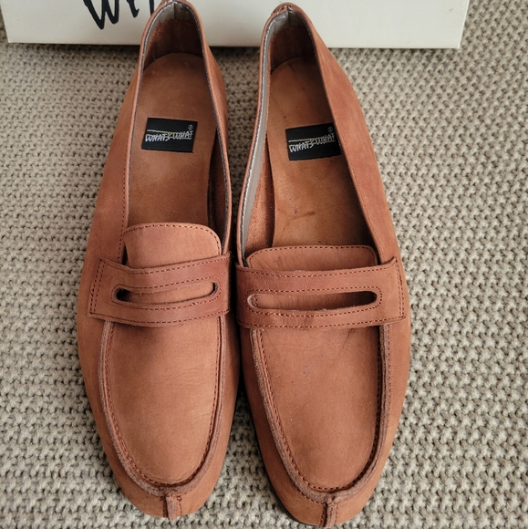 What's What brown suede loafers, size 8.5 - Picture 2 of 4
